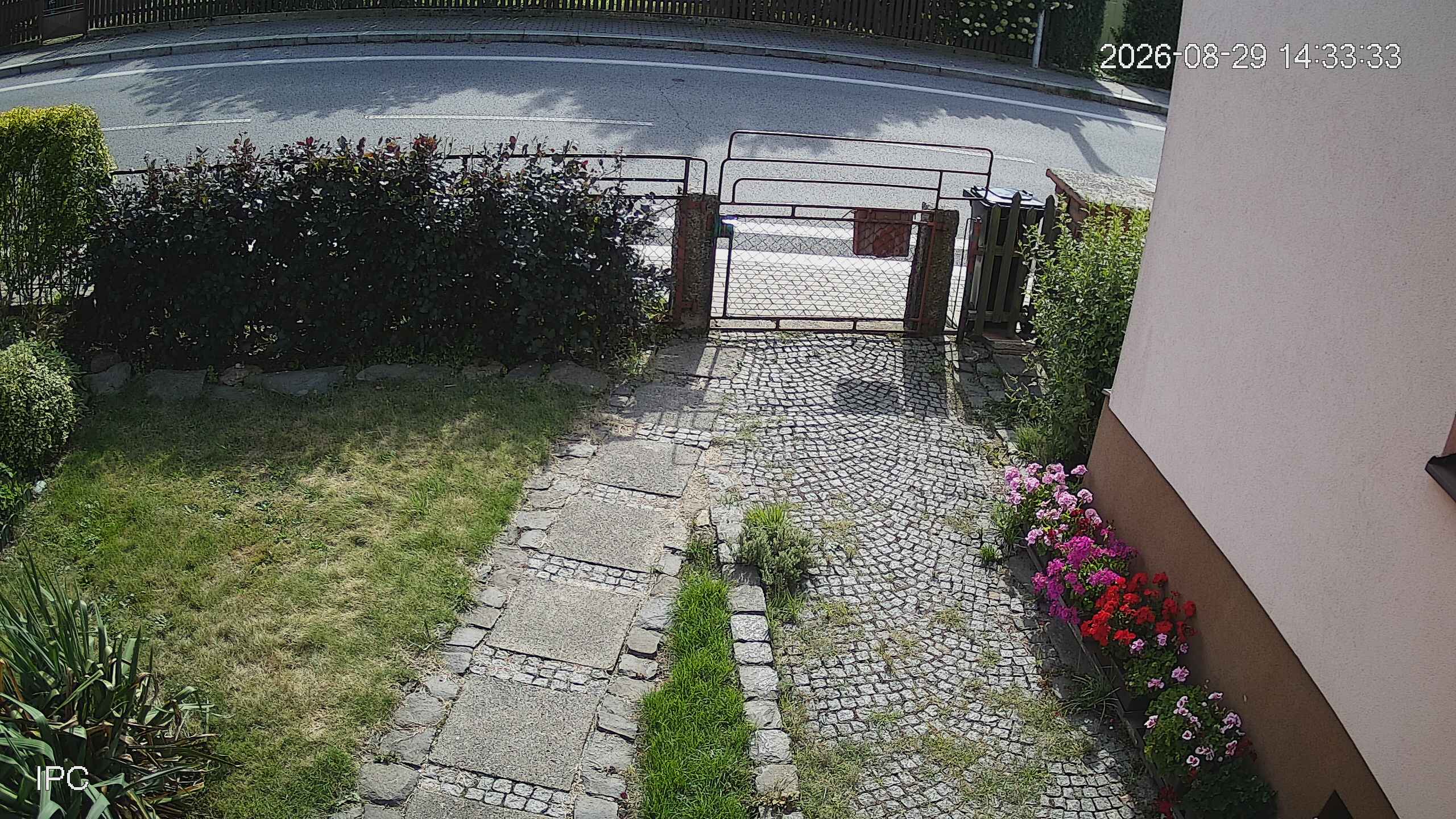 Capture